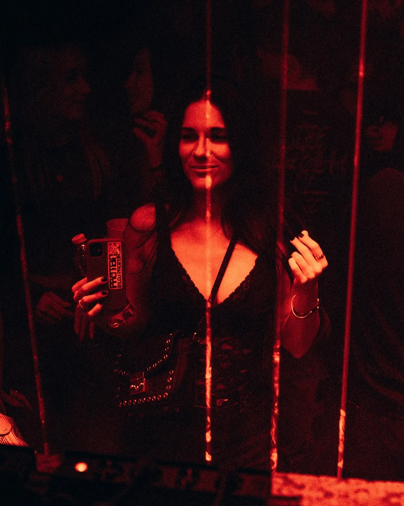Red Room photo 3